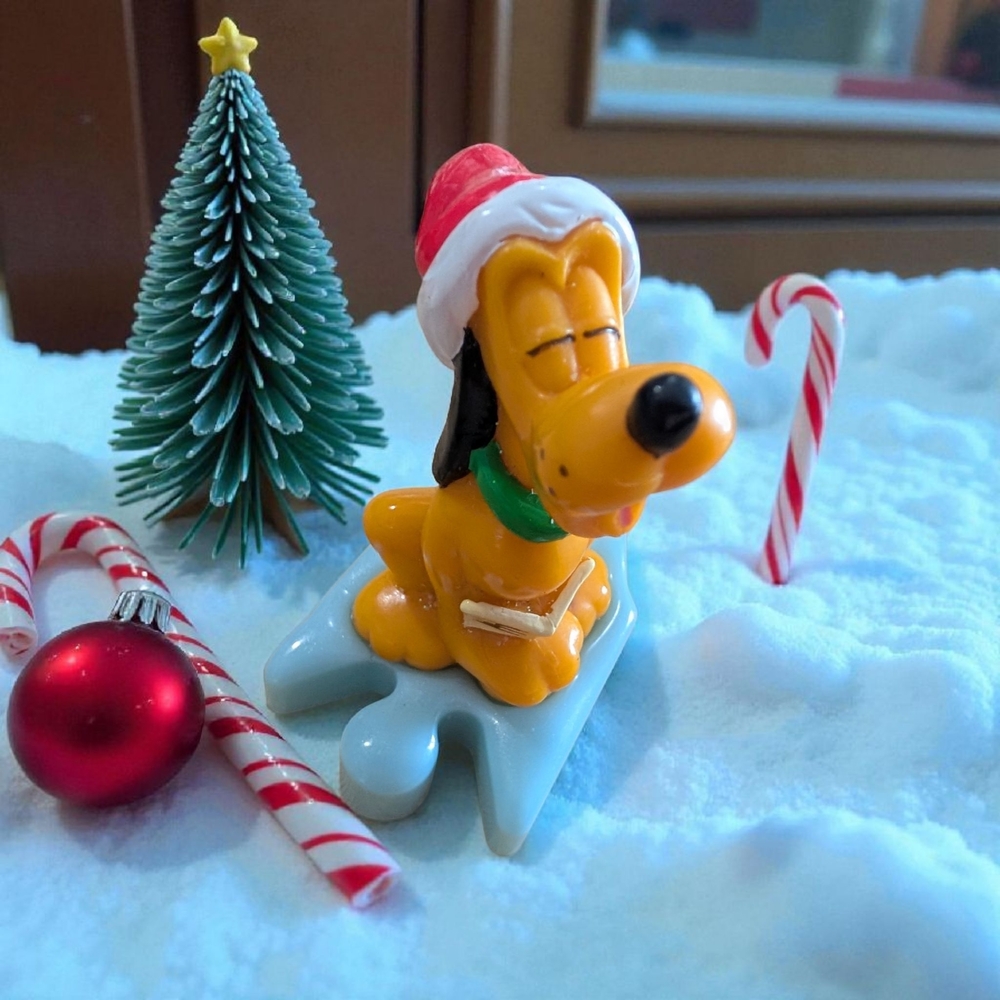Vintage Disney McDonald's PLUTO Mickey's Once Upon A Christmas Happy Meal Toy